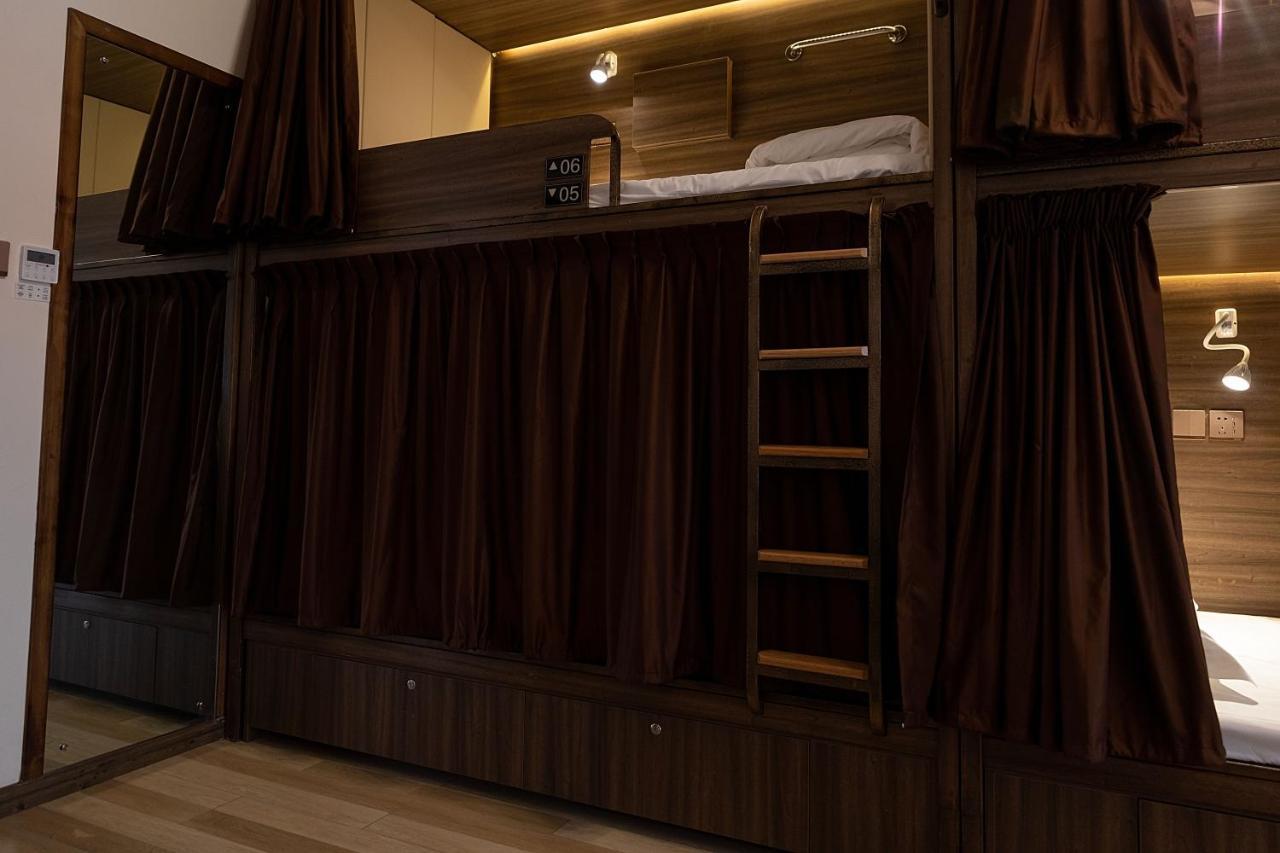 The Hump Hostel 驼峰客栈 Kunming Esterno foto